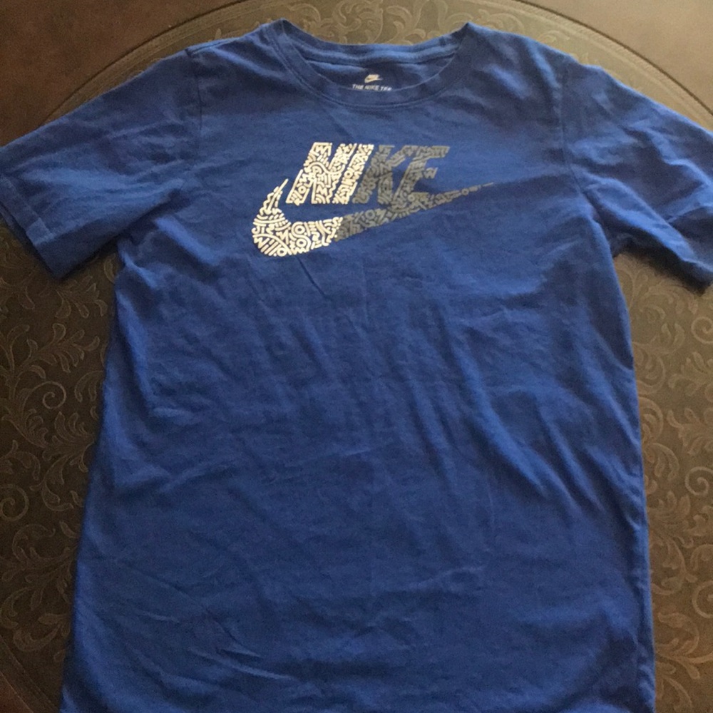 Boys Nike T-shirt